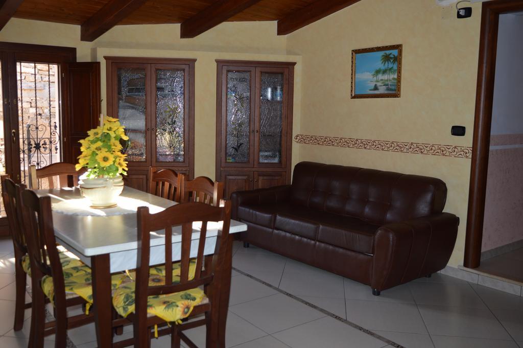 La Stella Del Pollino Hotel San Lorenzo Bellizzi Buitenkant foto
